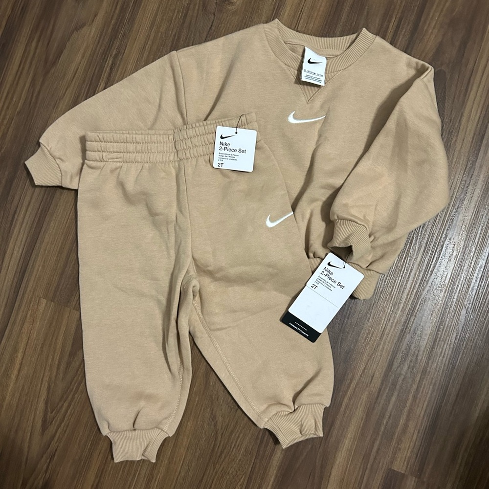 Nike Kids Beige Sweatpants Set (Hemp color 2 of 2)